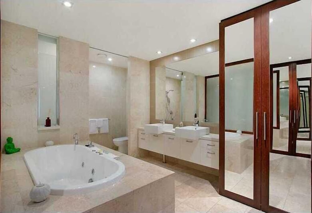 Superior Apartment photo 3