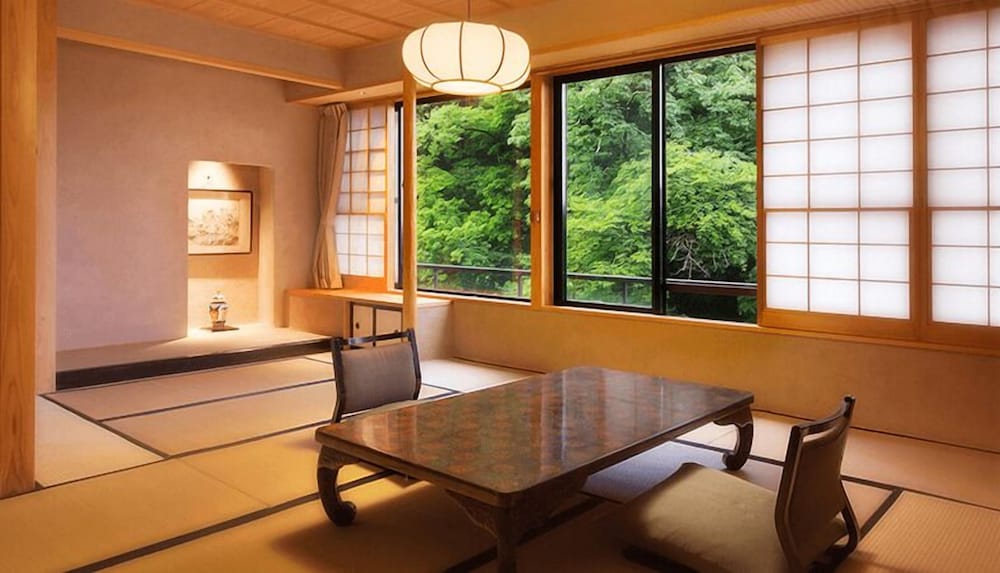Deluxe Japanese Style Room