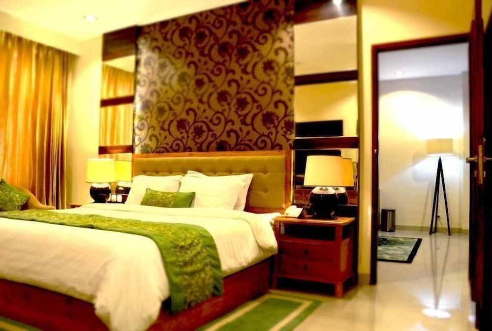 Executive Room photo 1