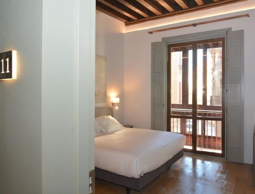 Superior Double Room - Photo 3
