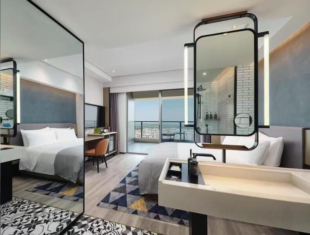 Classic Single Room, Balcony