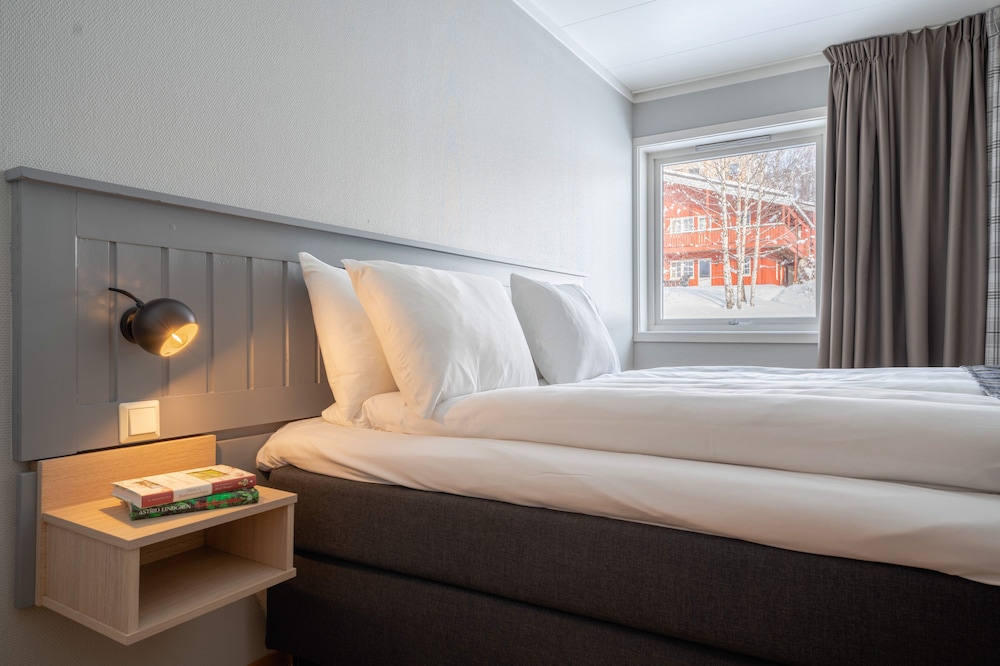 Standard Double or Twin Room photo 3