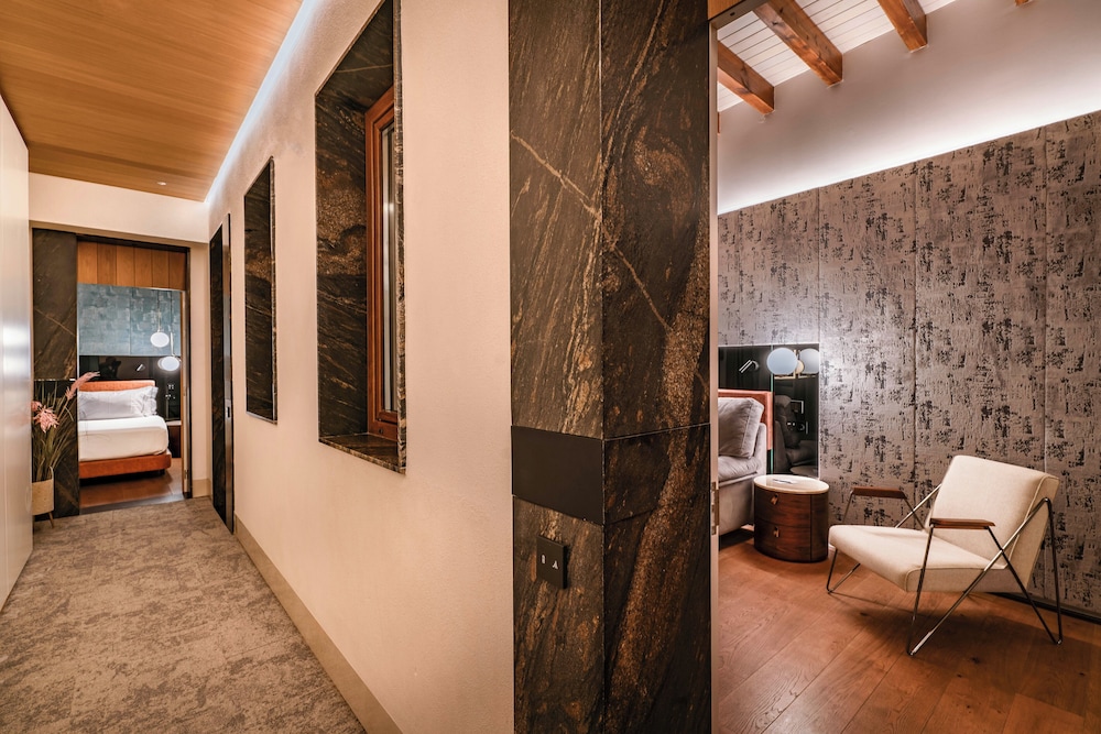 Suite (4 people) - Photo 9