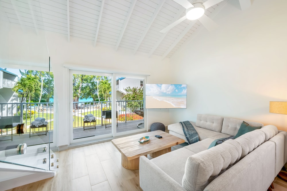 Villa, 2 Bedrooms, Oceanfront (Villa #19)