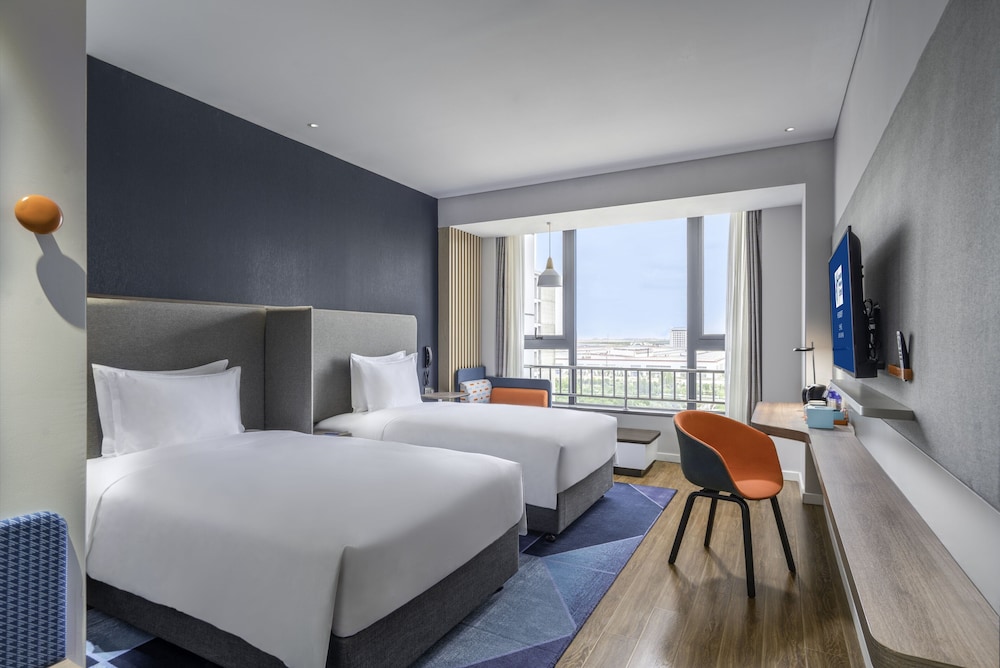 Standard Room, 2 Twin Beds - Photo 1