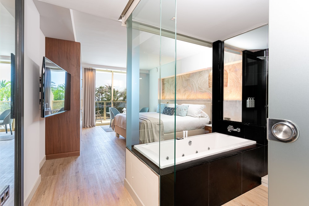 Superior Room - Photo 2