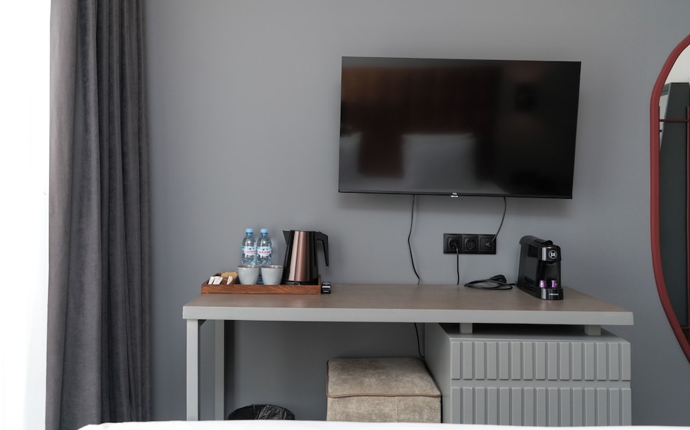 Family Room photo 1
