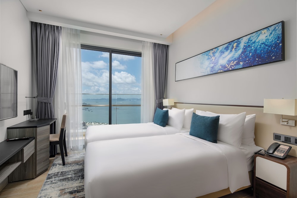 Premier Room, 2 Bedrooms - Photo 10