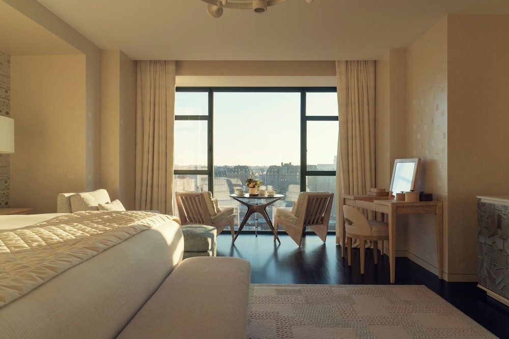 Suite (Eiffel) photo 3
