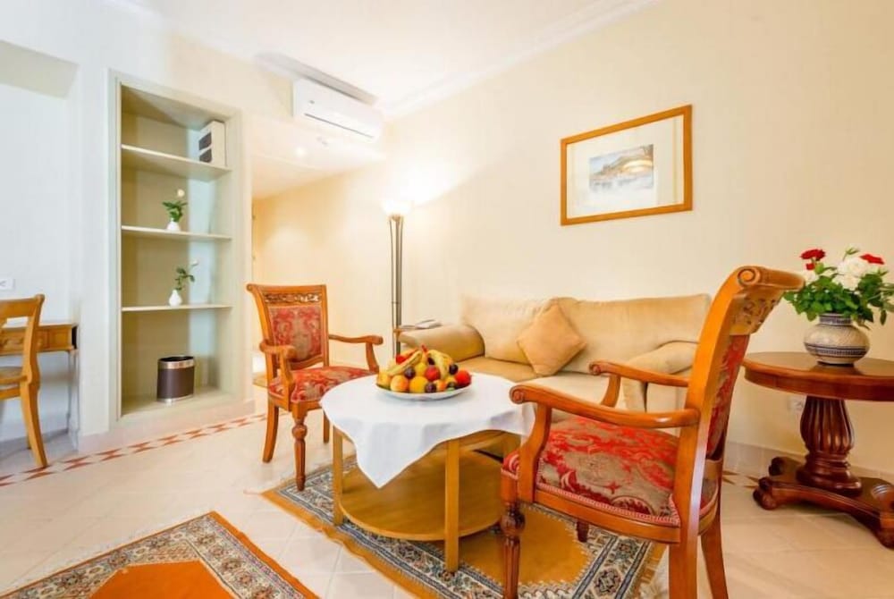 Royal Suite, 1 Double Bed photo 1