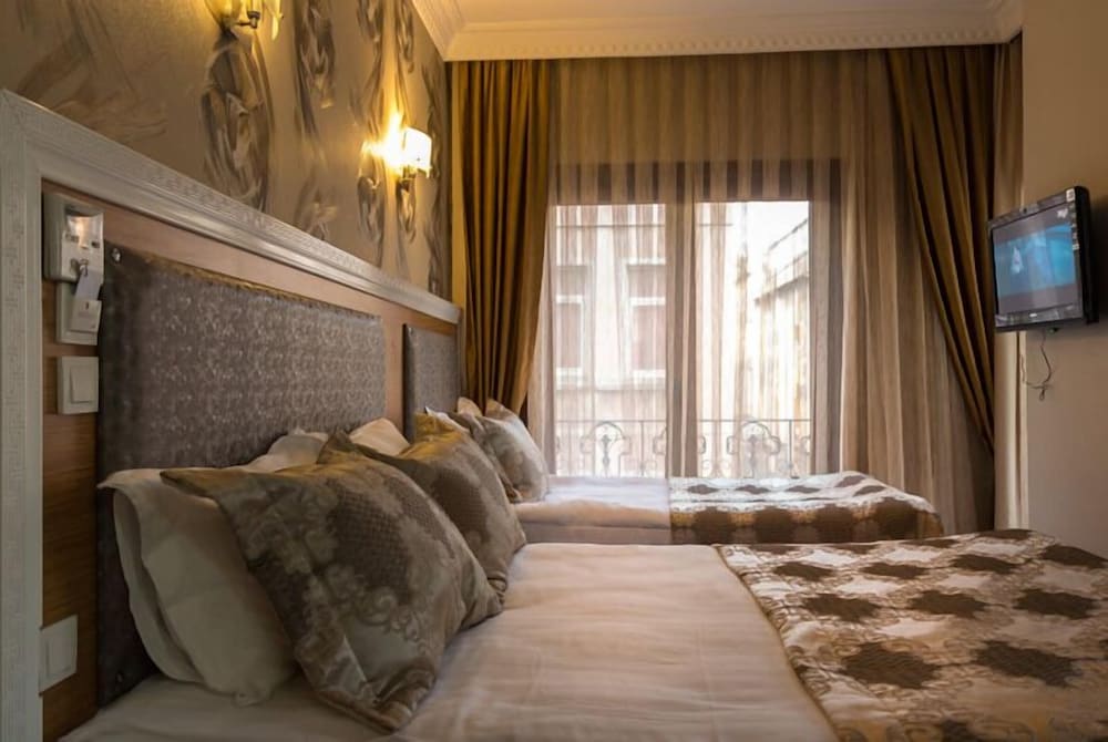 Standard Quadruple Room photo 2