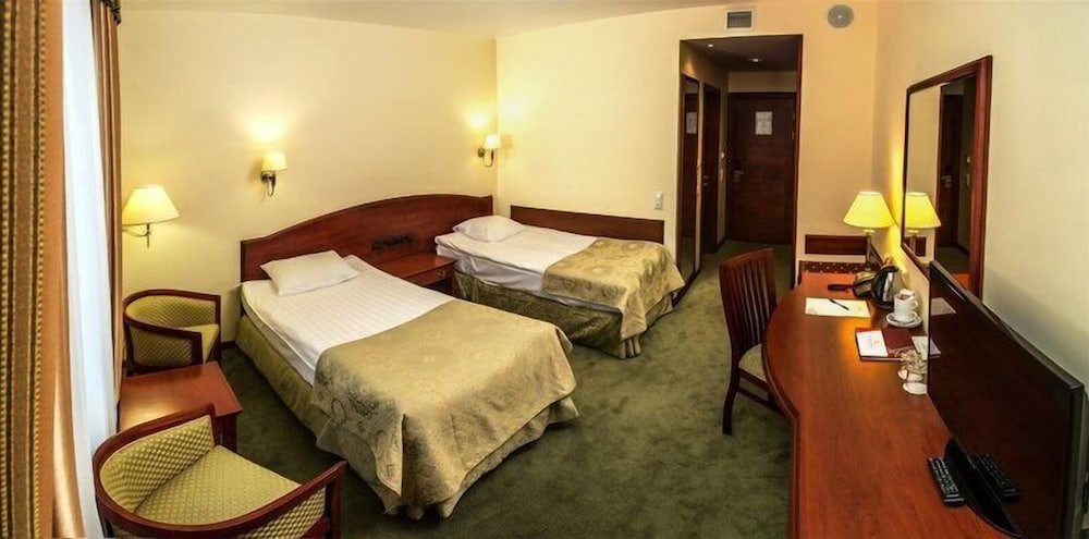 Standard Twin Room photo 2