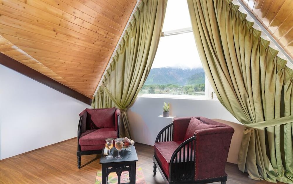 Premier Room - Photo 2