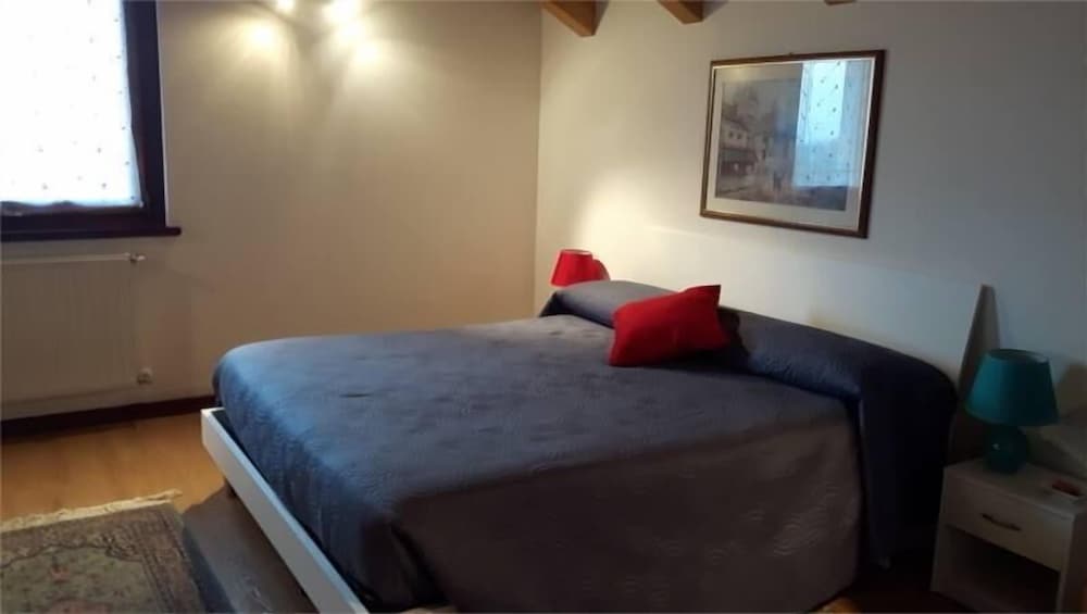 Double Room, Shared Bathroom, Garden View photo 1