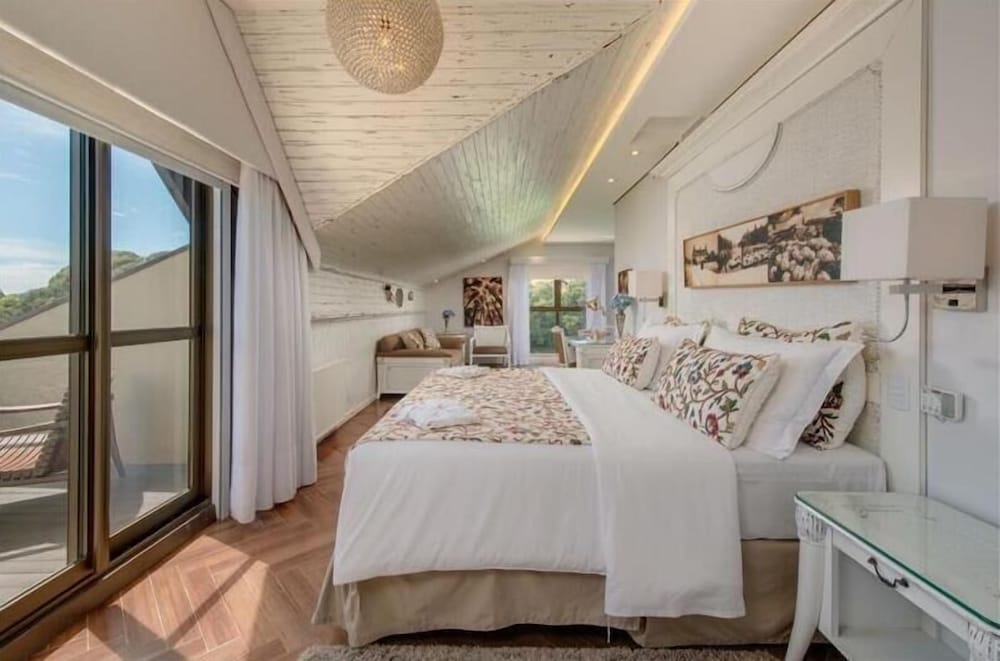 Junior Suite, Balcony - Photo 1
