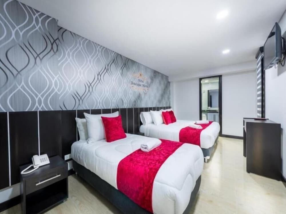 Comfort Triple Room