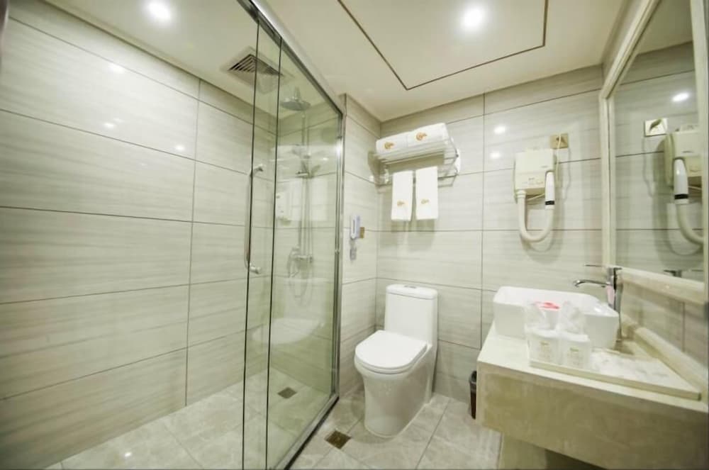 Deluxe Suite photo 2