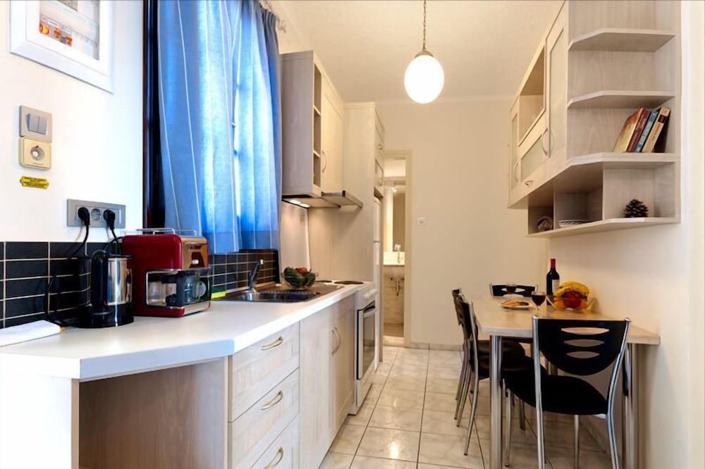 Apartment, 2 Bedrooms, Balcony, Sea View photo 2