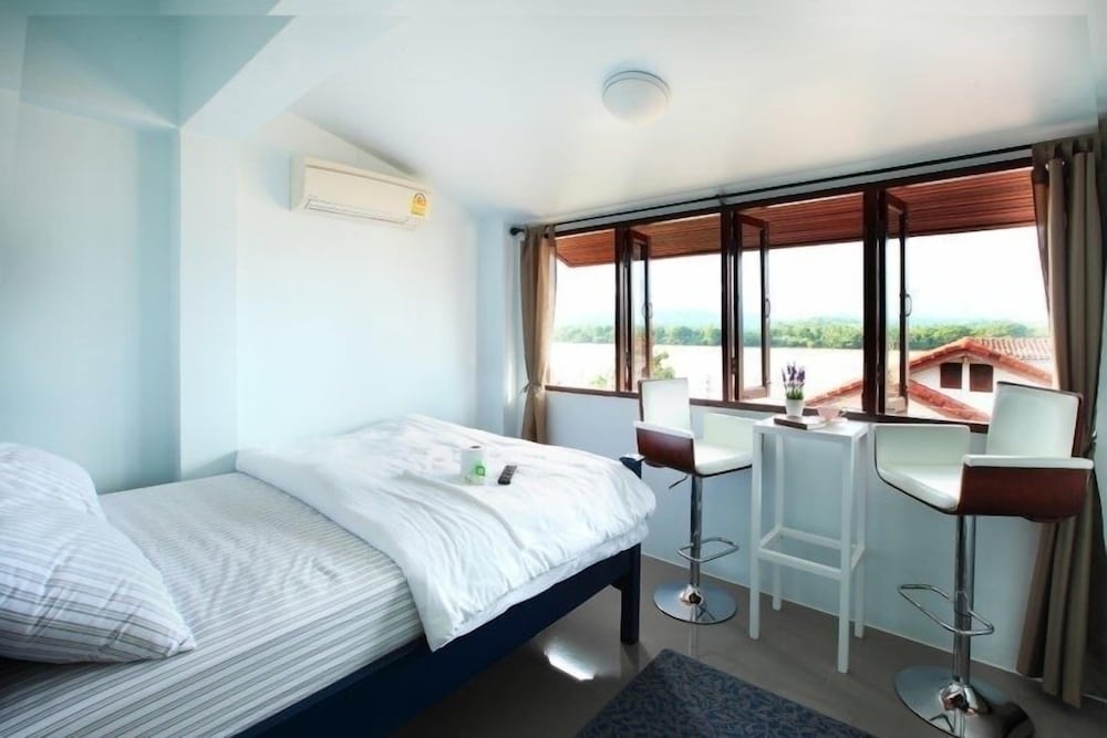 Modern Simply Room