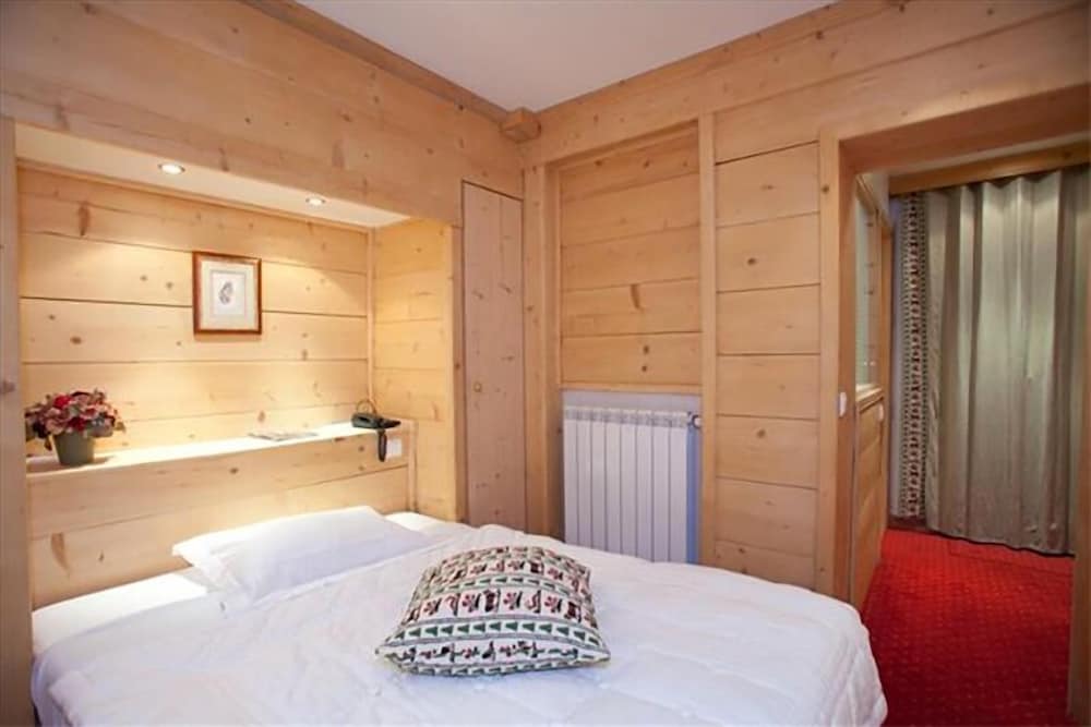 Small room (occupancy 2) photo 1