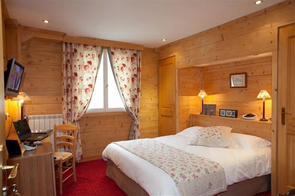 Classic Room (occupancy 2 max) photo 1