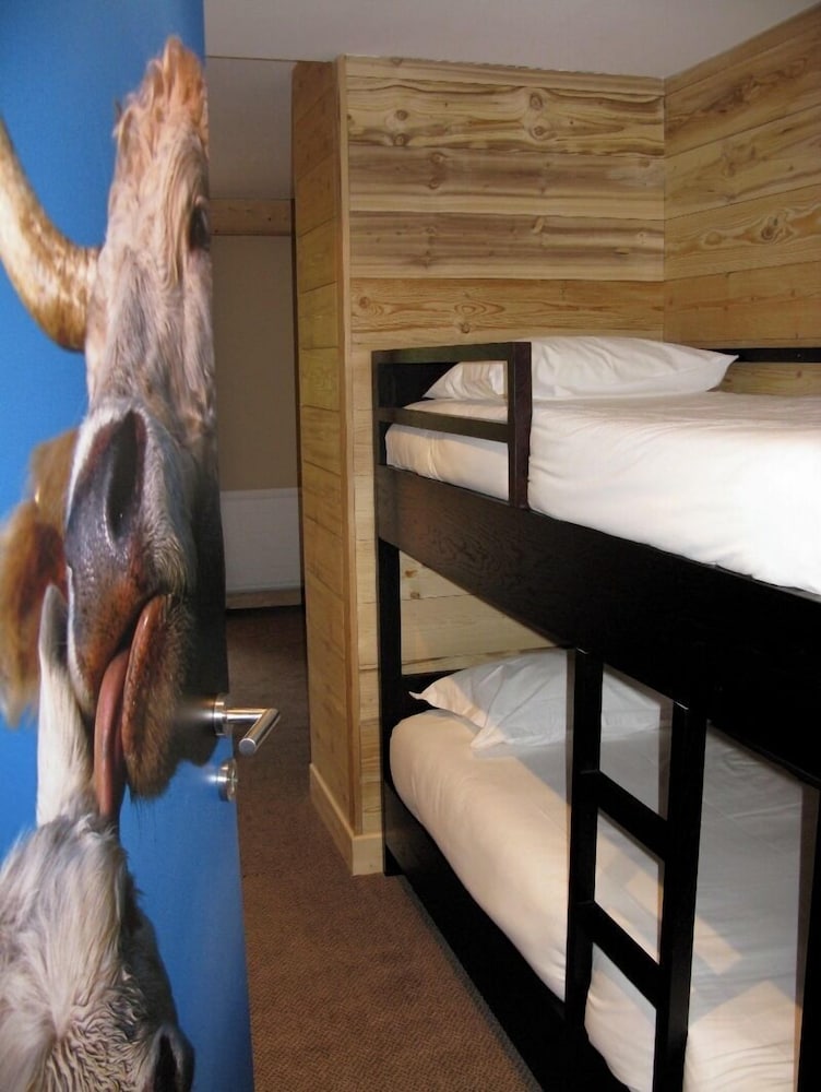 Superior Quadruple Room photo 2
