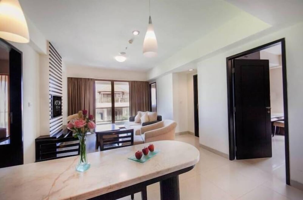 3 Bedroom Suite - Photo 6