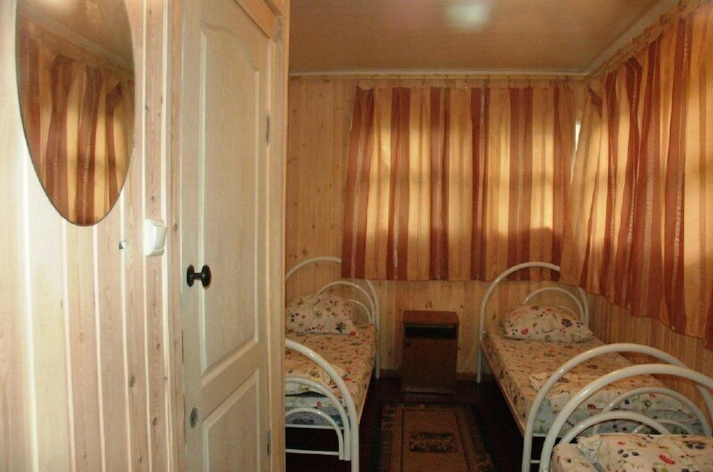 Economy Triple Room, 1 Bedroom photo 1