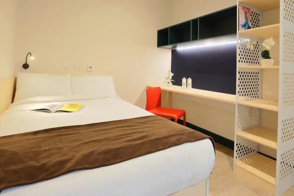 Double Room Ensuite (no kitchen access)