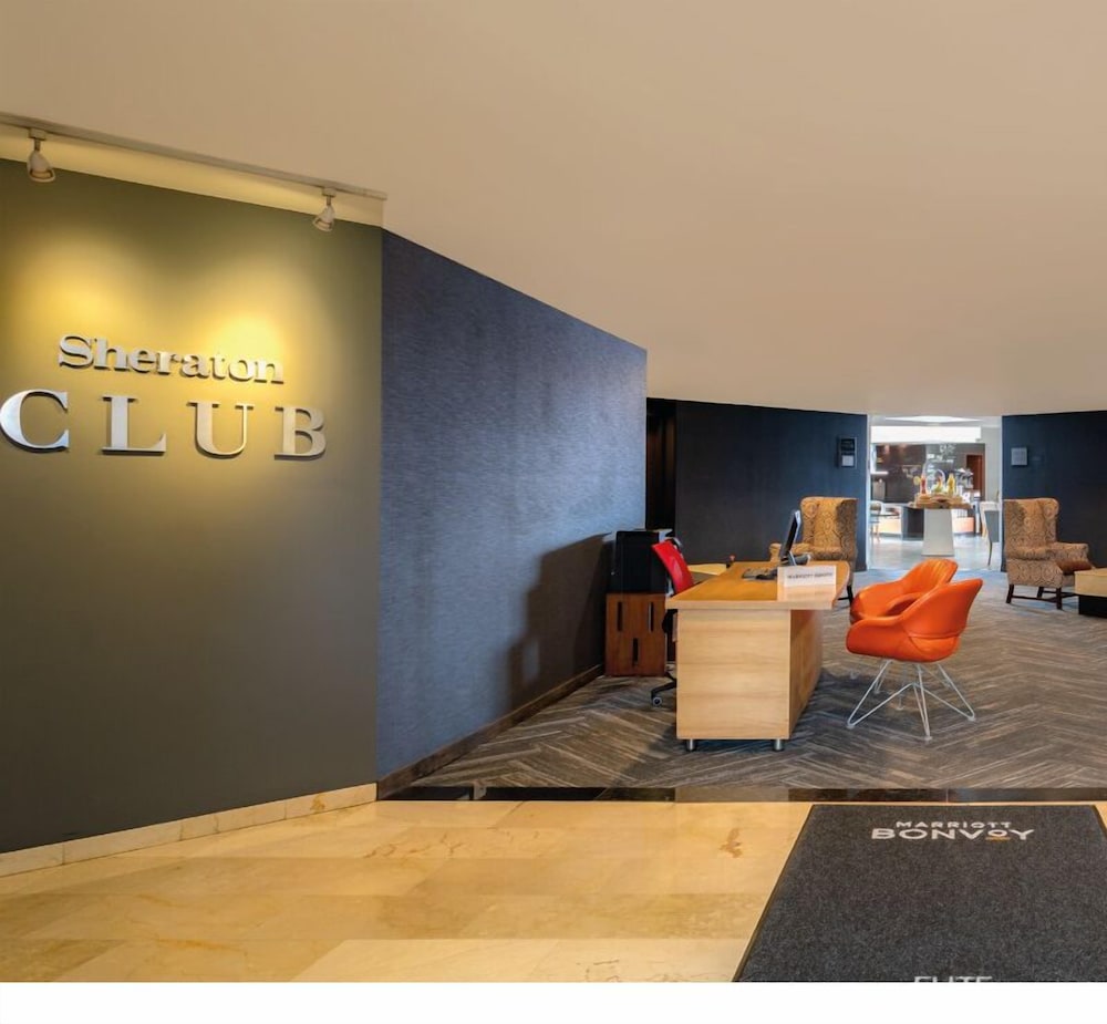 Club Suite, 1 Bedroom, Club Lounge Access (High Floor) - Photo 9