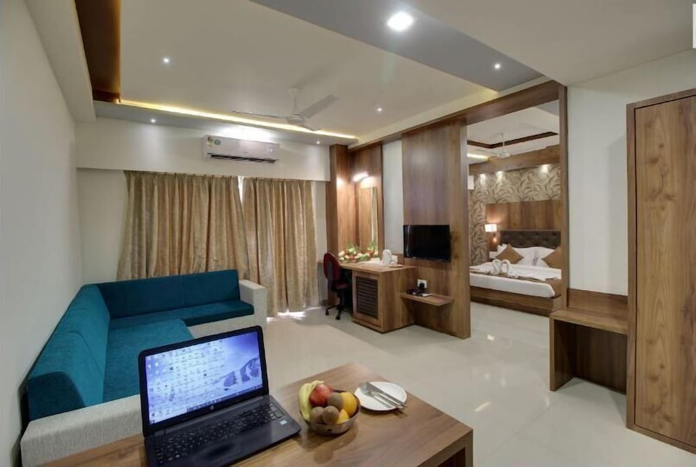 Suite Room