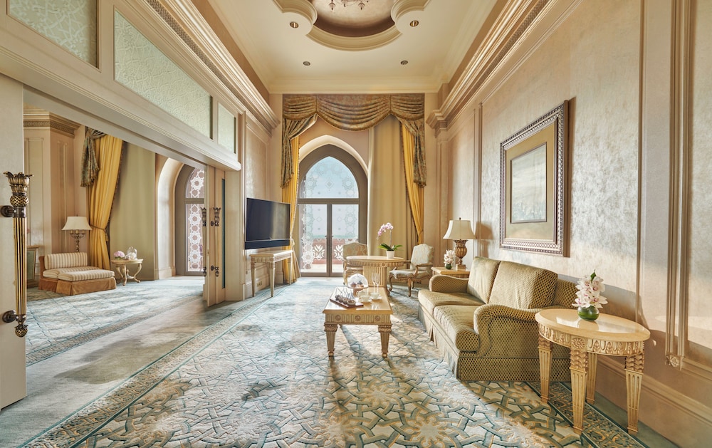 Deluxe Suite (Palace)