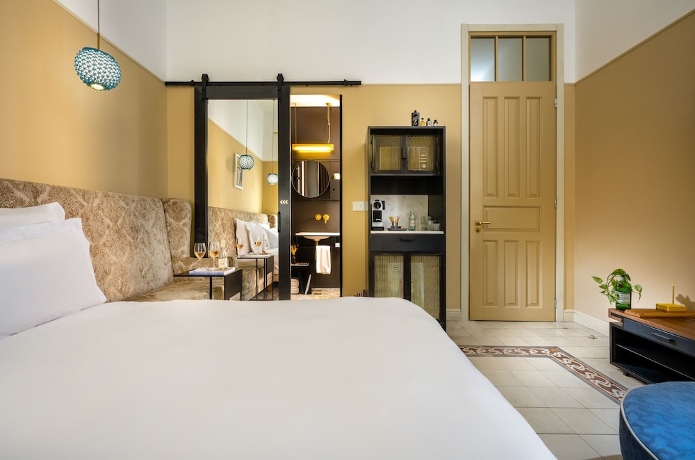 Classic Double Room, Balcony photo 3