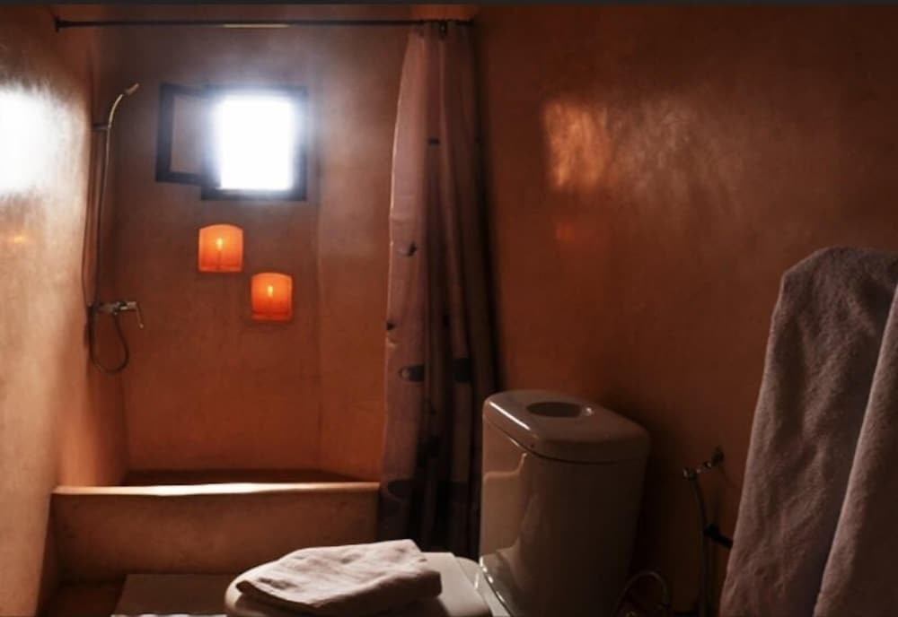 Room (Oumaima) photo 2