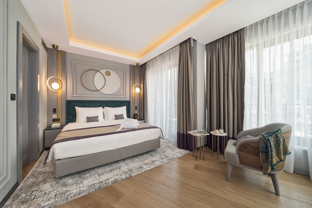 Deluxe Suite, Park View photo 2