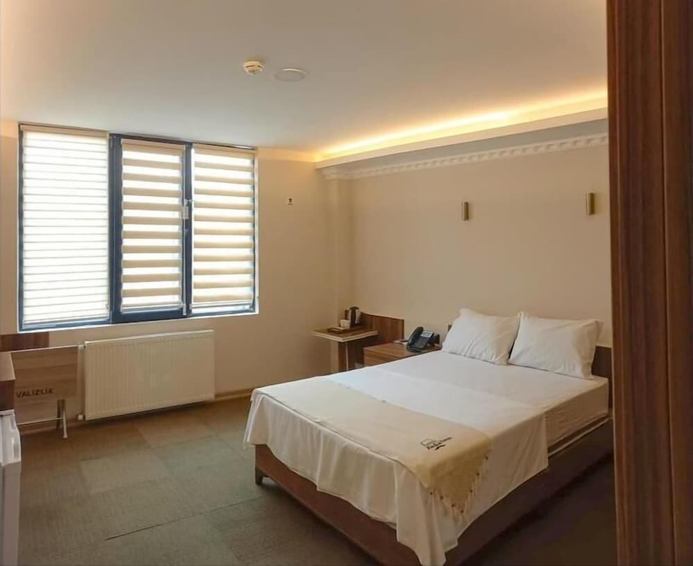 Standard Room - Photo 1