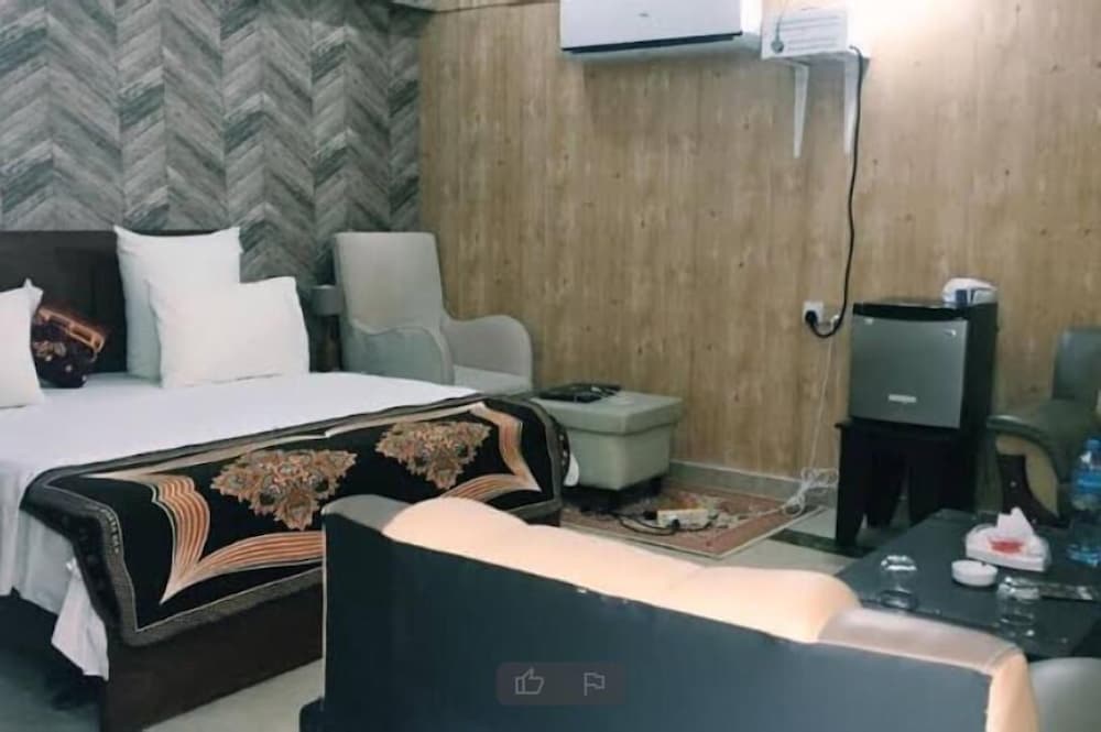 Deluxe Double Room photo 2