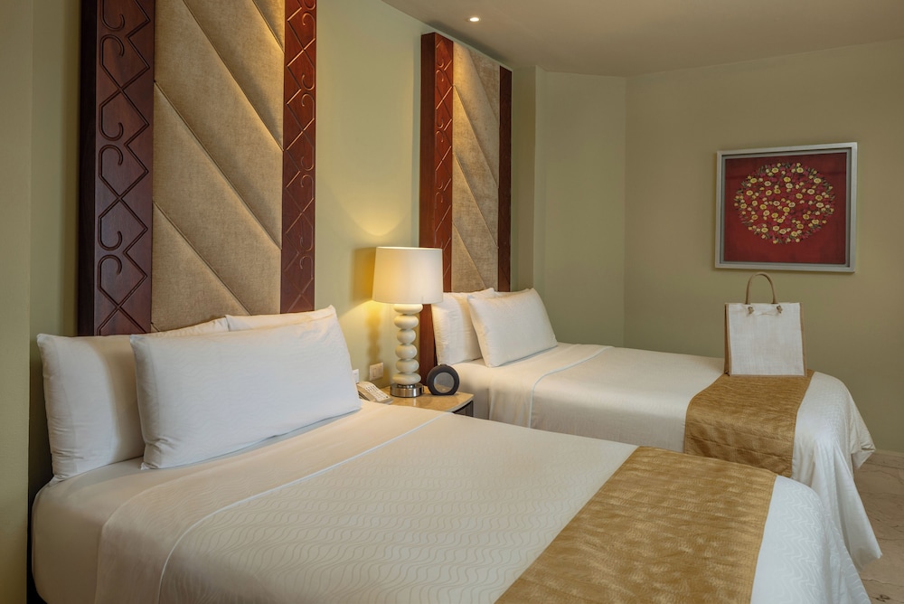 Superior Deluxe Ocean View - Book 4 nights, get 2 free in Punta Cana