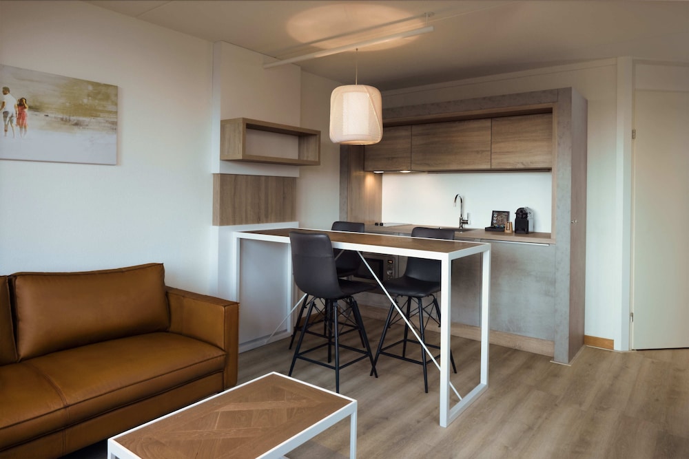 Apartment - Photo 3