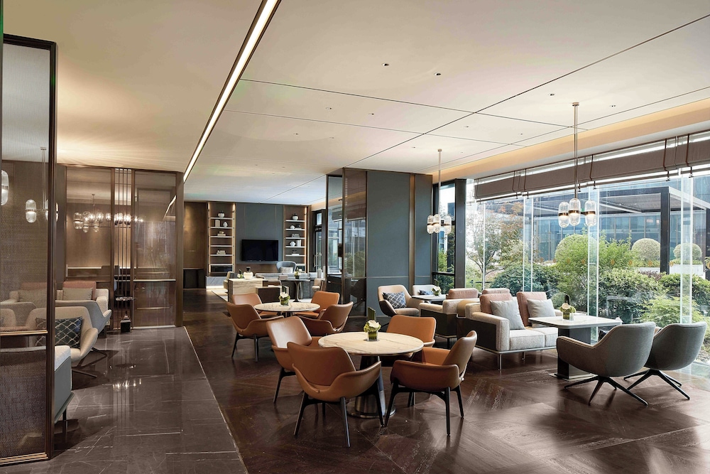 Classic Room, 2 Double Beds (Club Lounge Access) - Photo 7