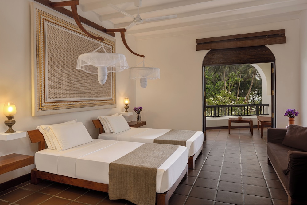 Deluxe Room with All Meals and Treatments