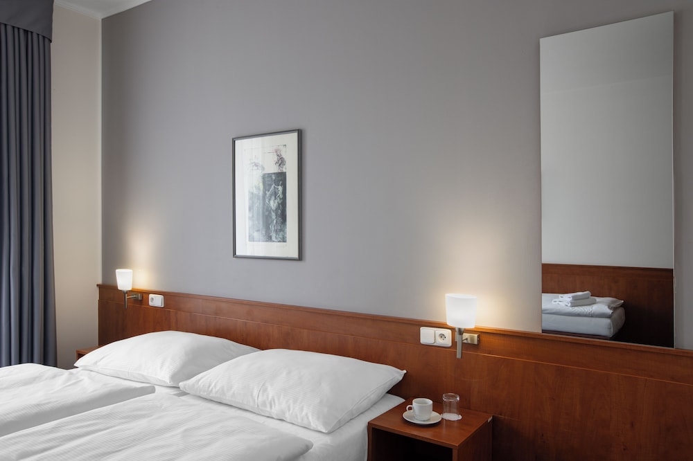 Triple Room - Photo 2