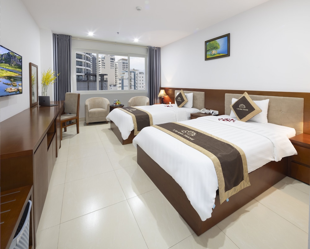 Deluxe Double or Twin Room - Photo 4