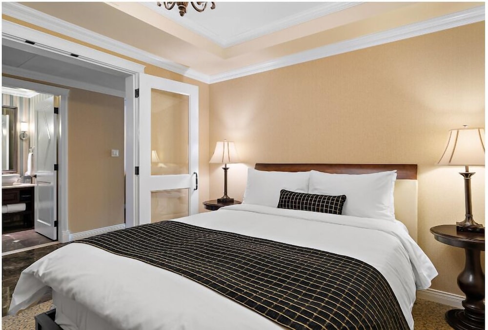 Two-Bedroom Penthouse photo 2