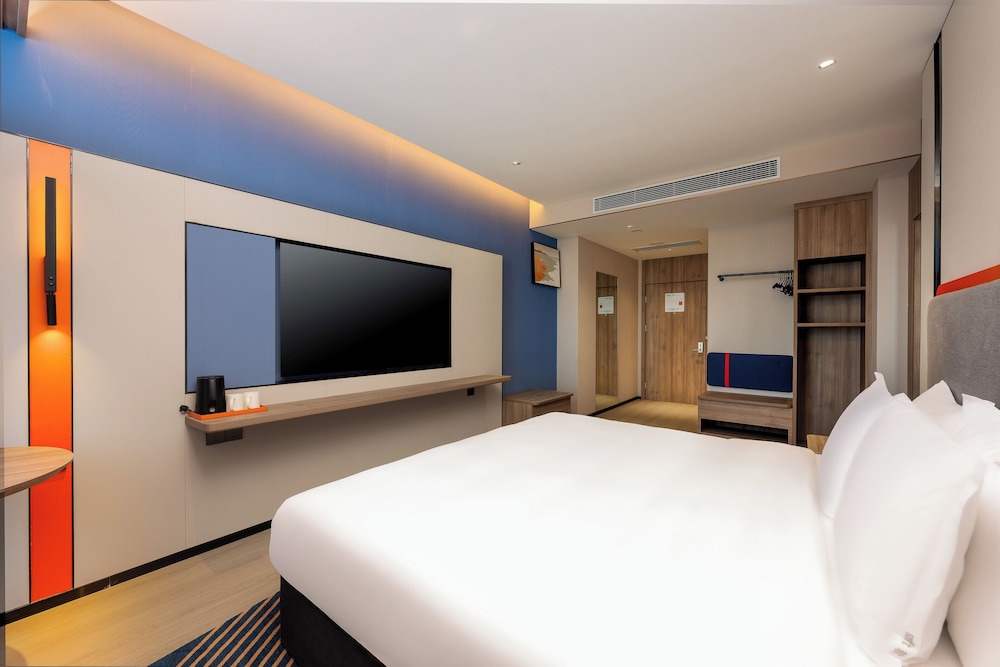 Standard Room, Multiple Beds