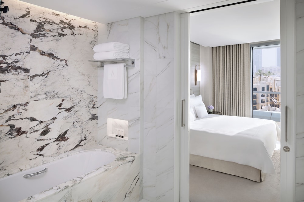 Executive Suite Fountain View photo 3