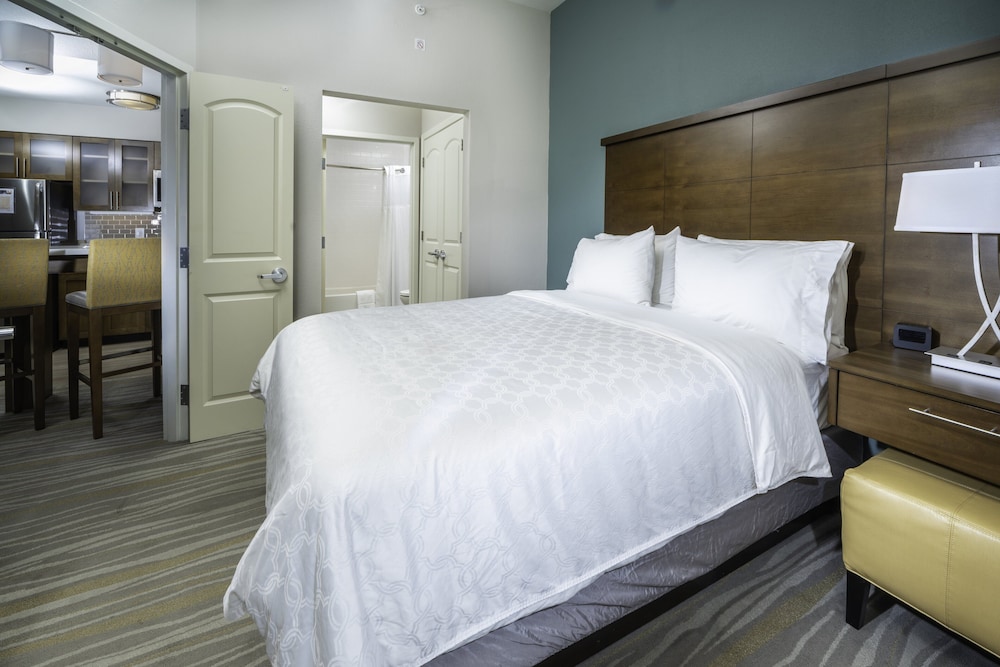 Suite, 1 Bedroom, Accessible, Kitchen (Communications) - Photo 1