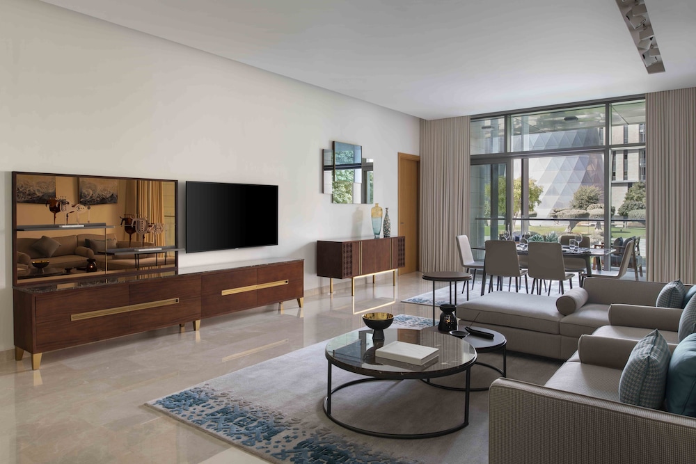 Two Bedroom Bliss Apartment - Photo 5