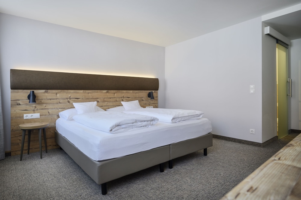 Comfort Double or Twin Room