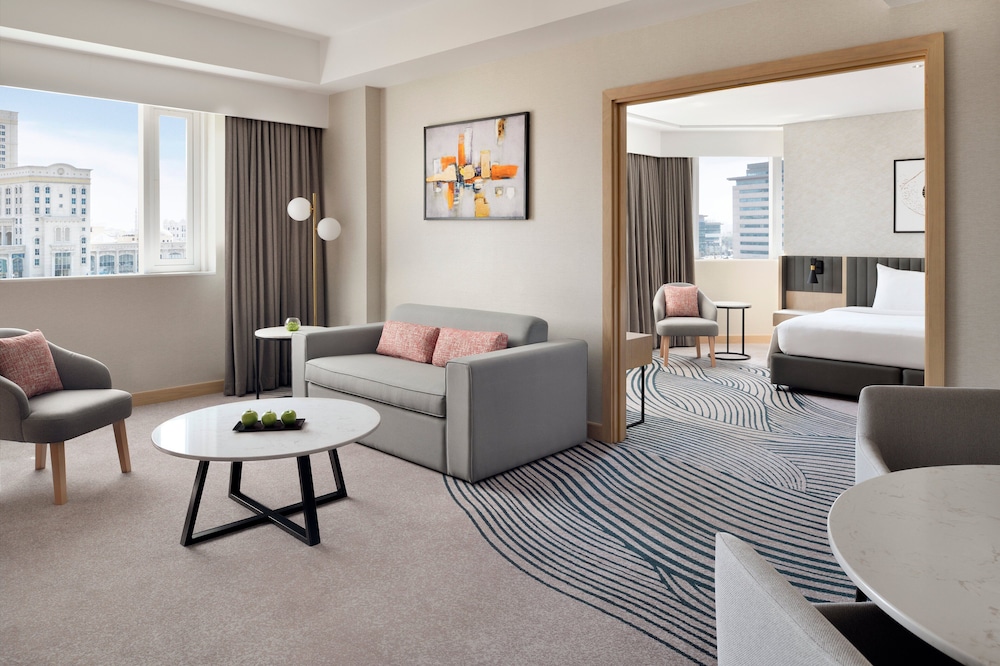 Suite, 1 Bedroom photo 3